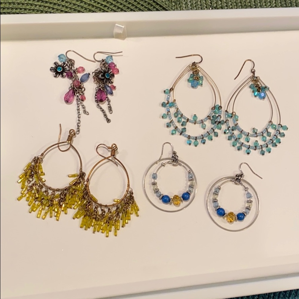 Earring bundle of 4